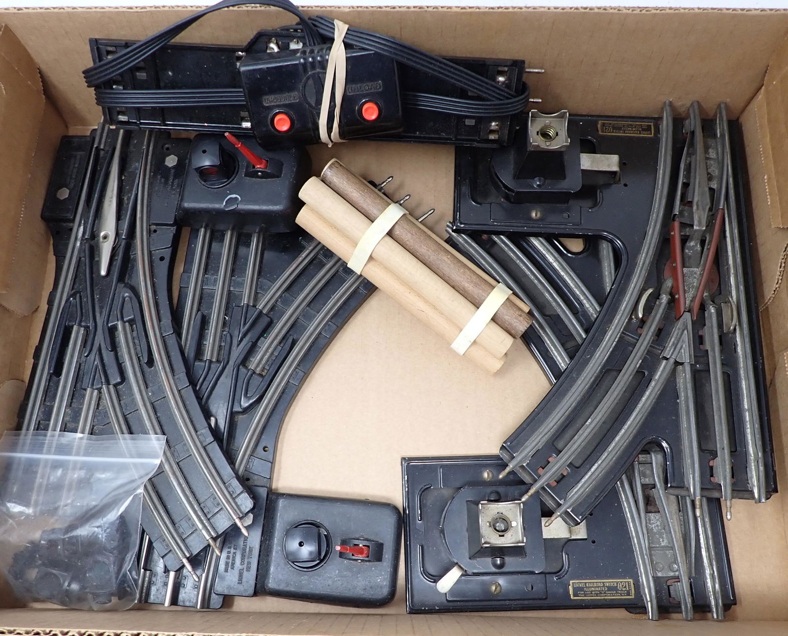 Lionel Switch Tracks Push Button & Misc (1 of 1)