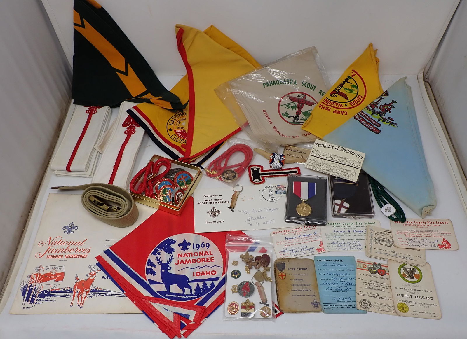 Boyscout Neckerchiefs Medals Pins Misc (1 of 7)