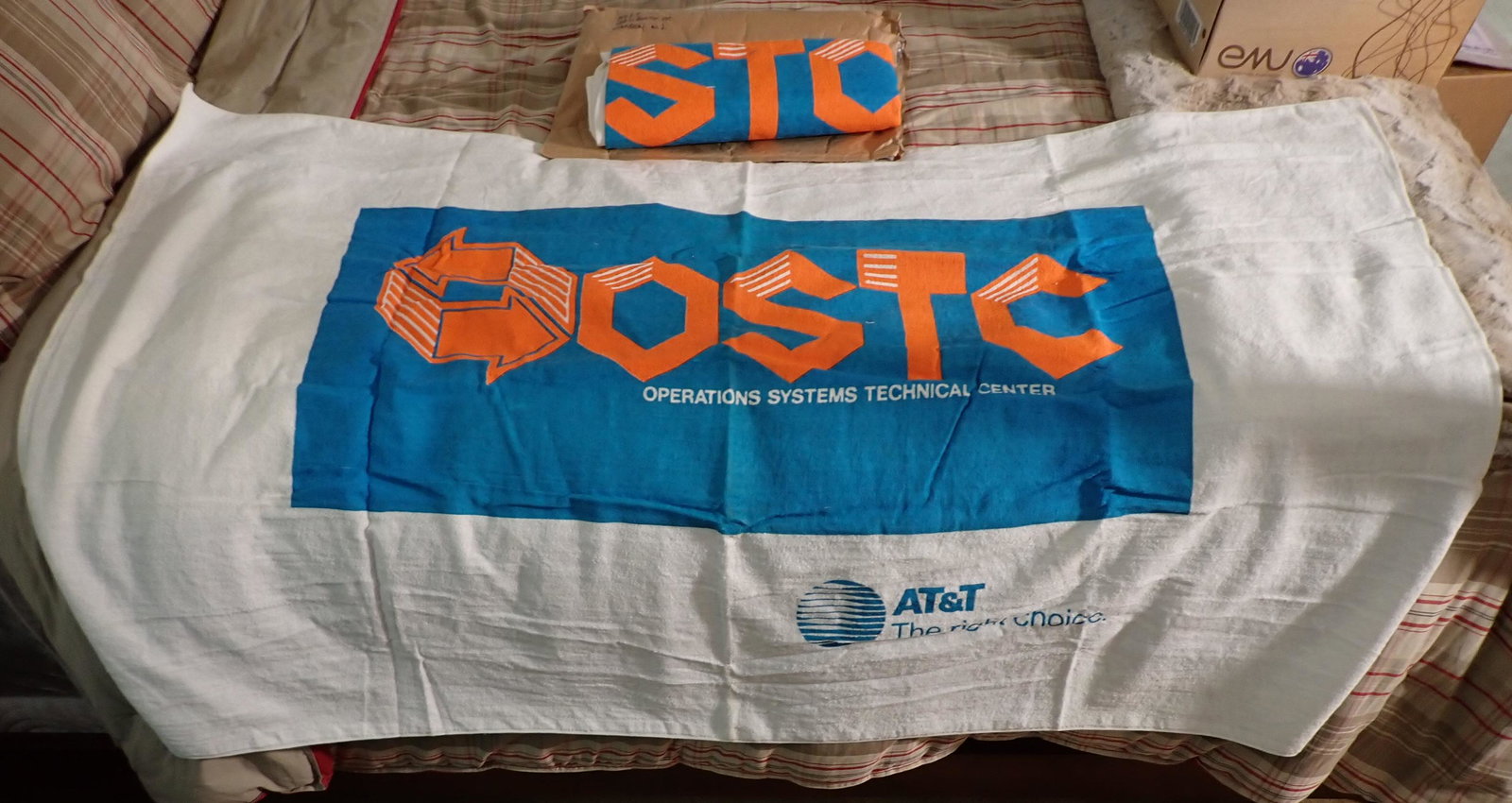 2 Vintage AT&T Beach Towels (1 of 2)