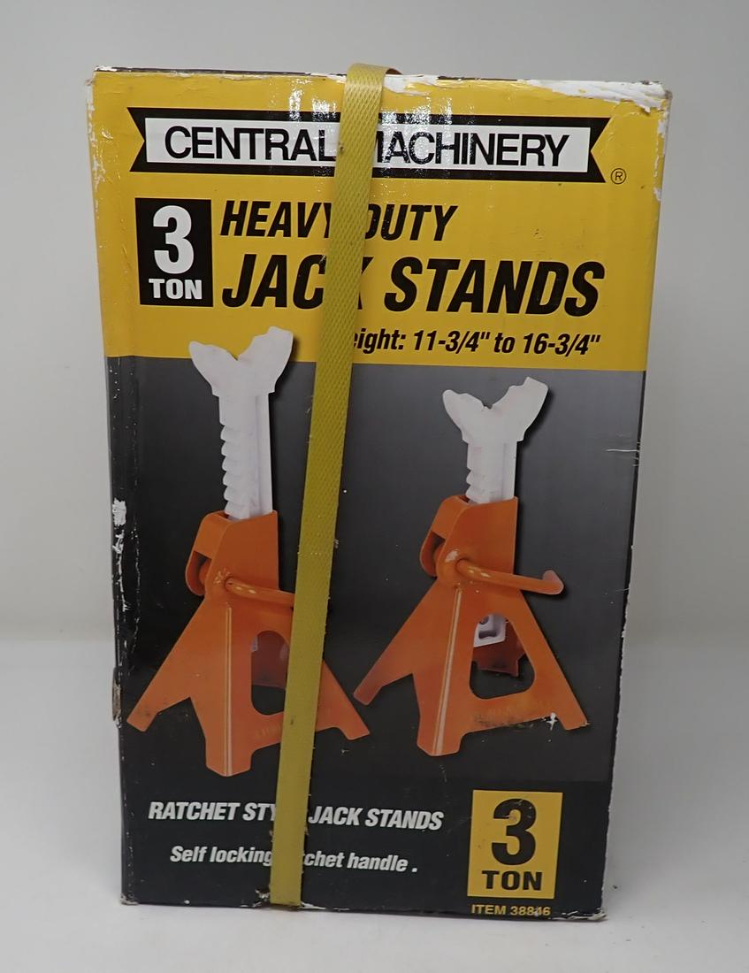 Central Machinery 3 ton Jack Stands (1 of 1)