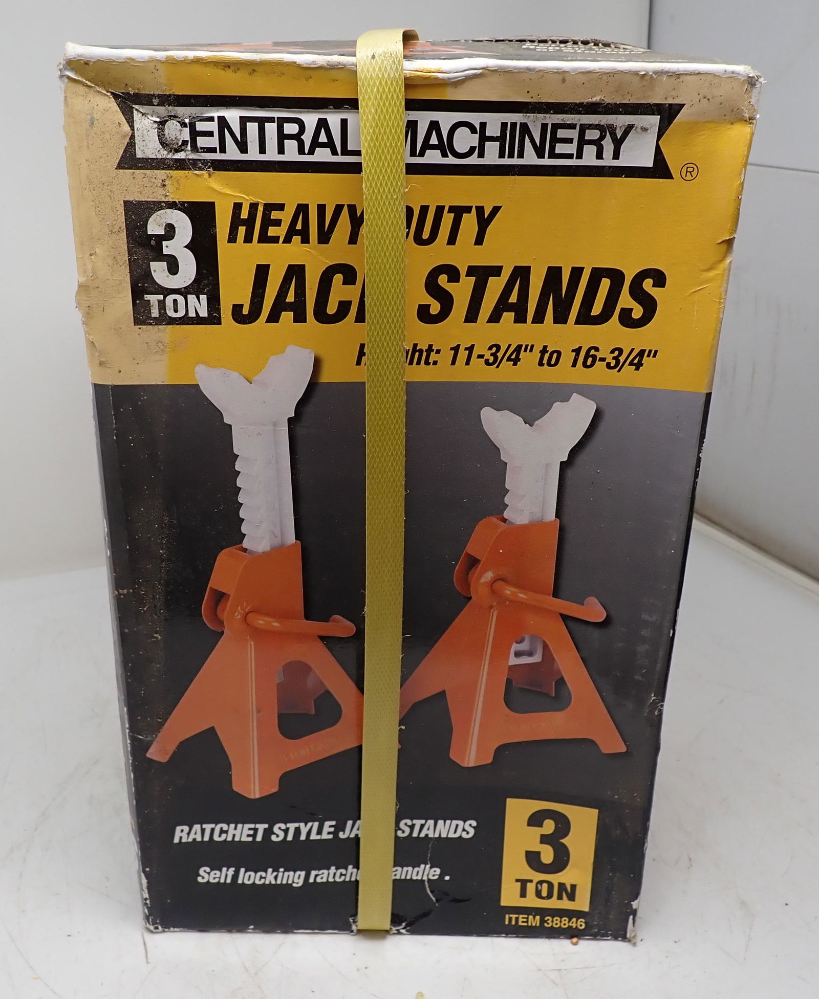 Central Machinery 3 ton Jack Stands (1 of 1)