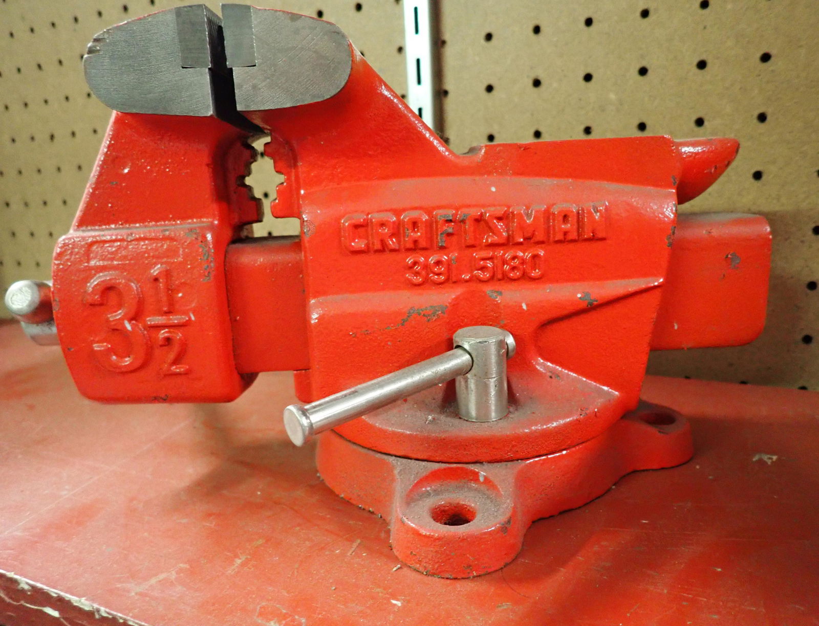 Craftsman Vise (1 of 1)