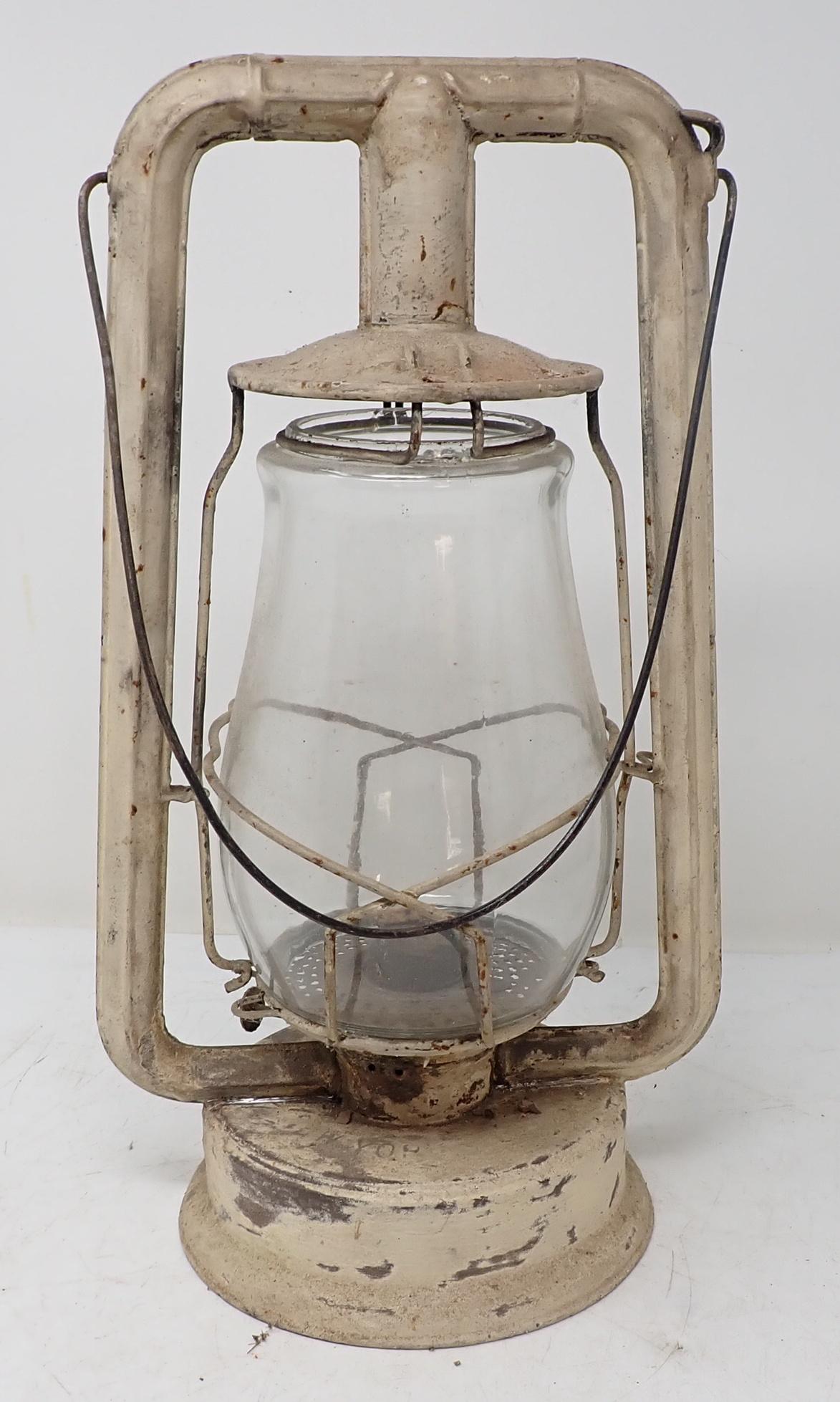 Dietz Tubular Barn Lantern (1 of 1)