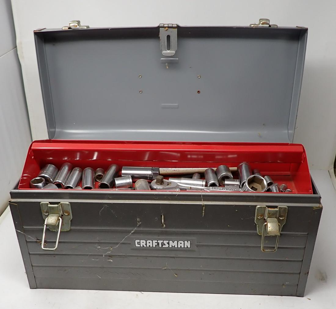 Craftsman Toolbox 3/8" Rachet & Sockets (1 of 4)