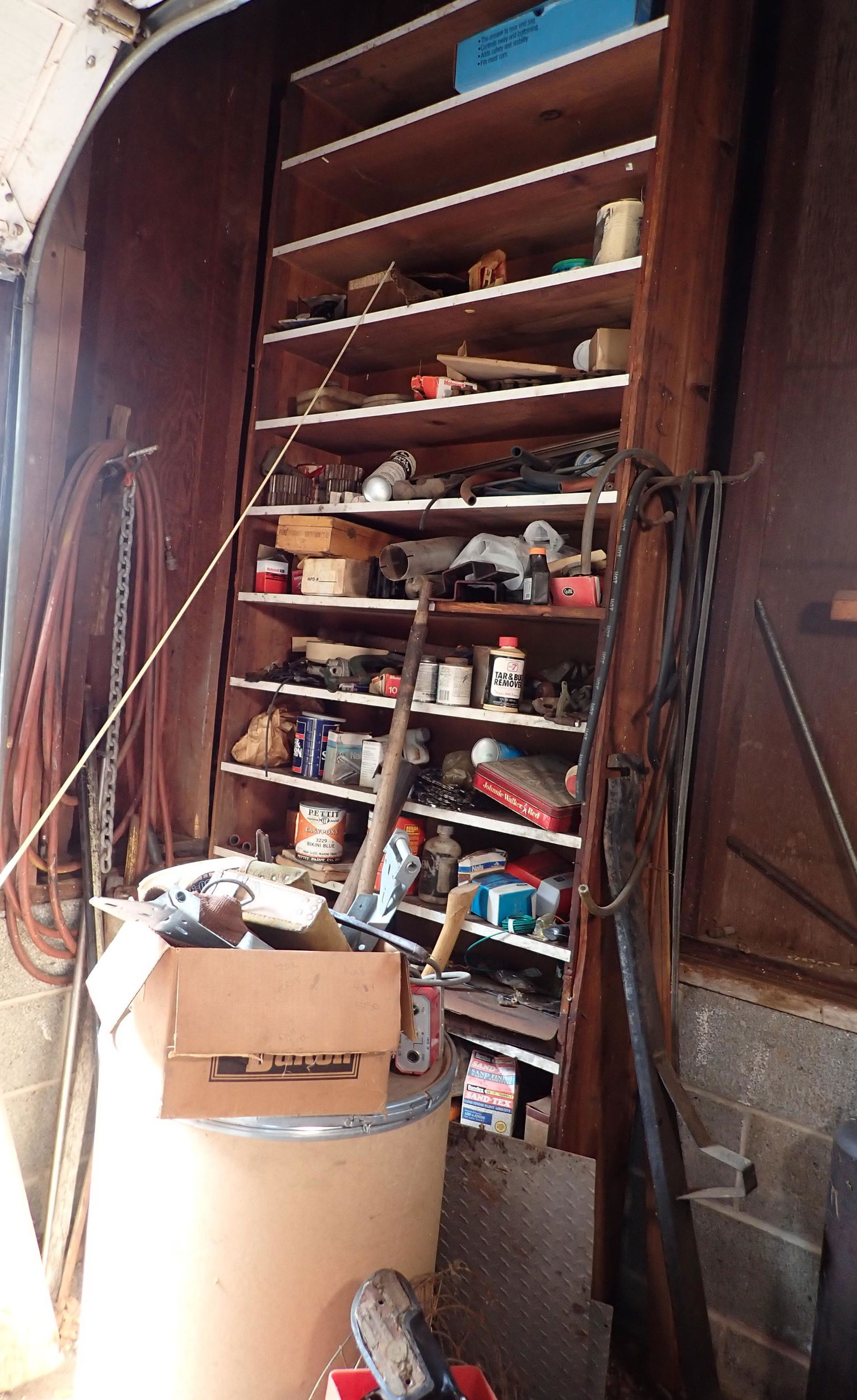 Piston , Hardware & Misc Corner Contents (1 of 14)