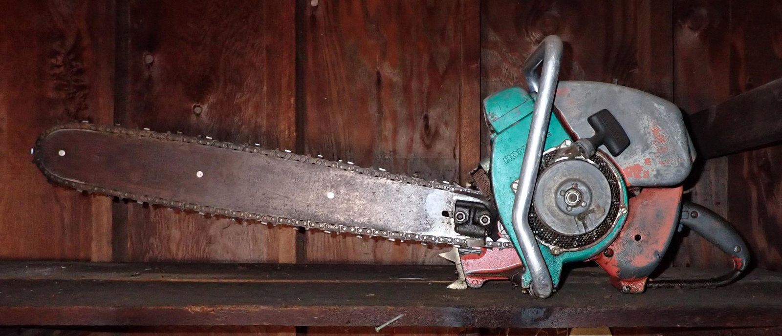 Vintage Homelite 770G Chainsaw (1 of 8)