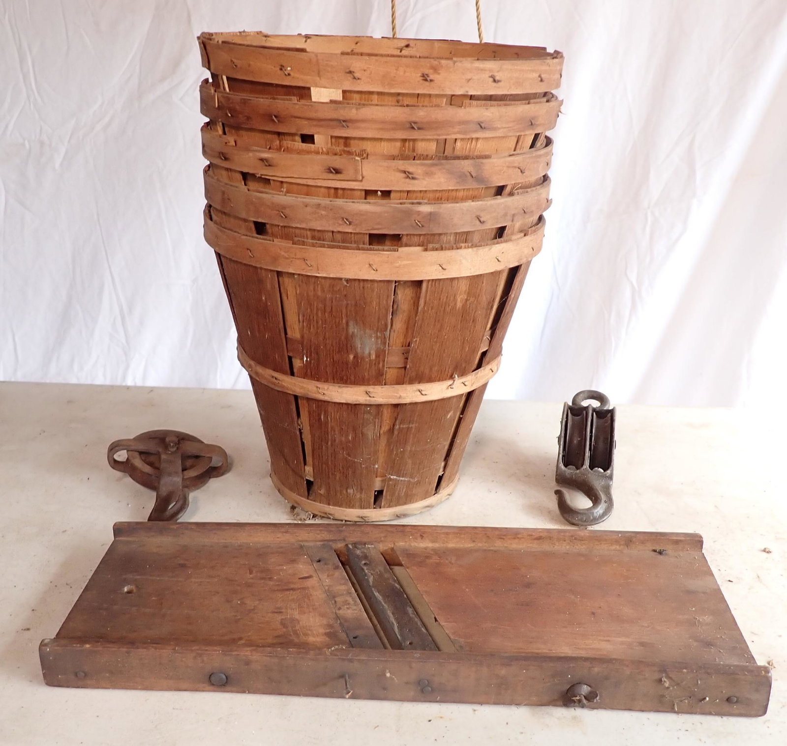 Fruit Baskets Pullies Cabbage Cutter (1 of 2)