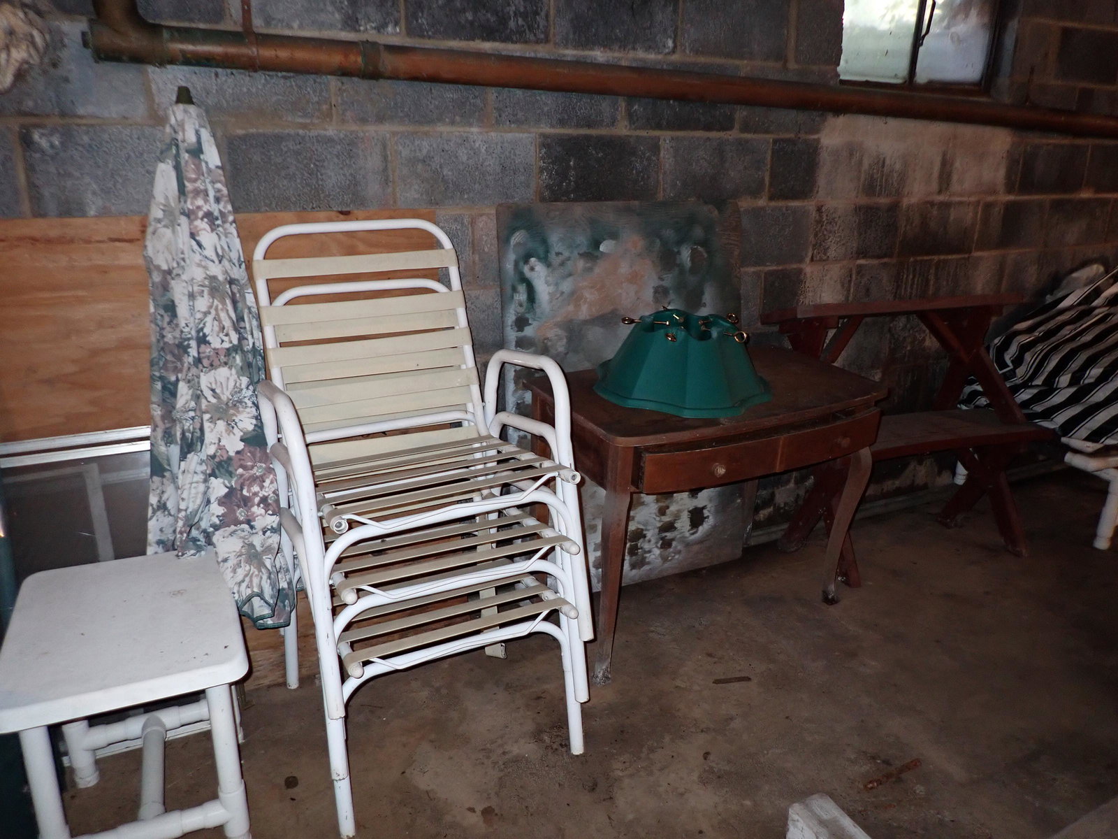 Patio Furniture & Misc (1 of 7)