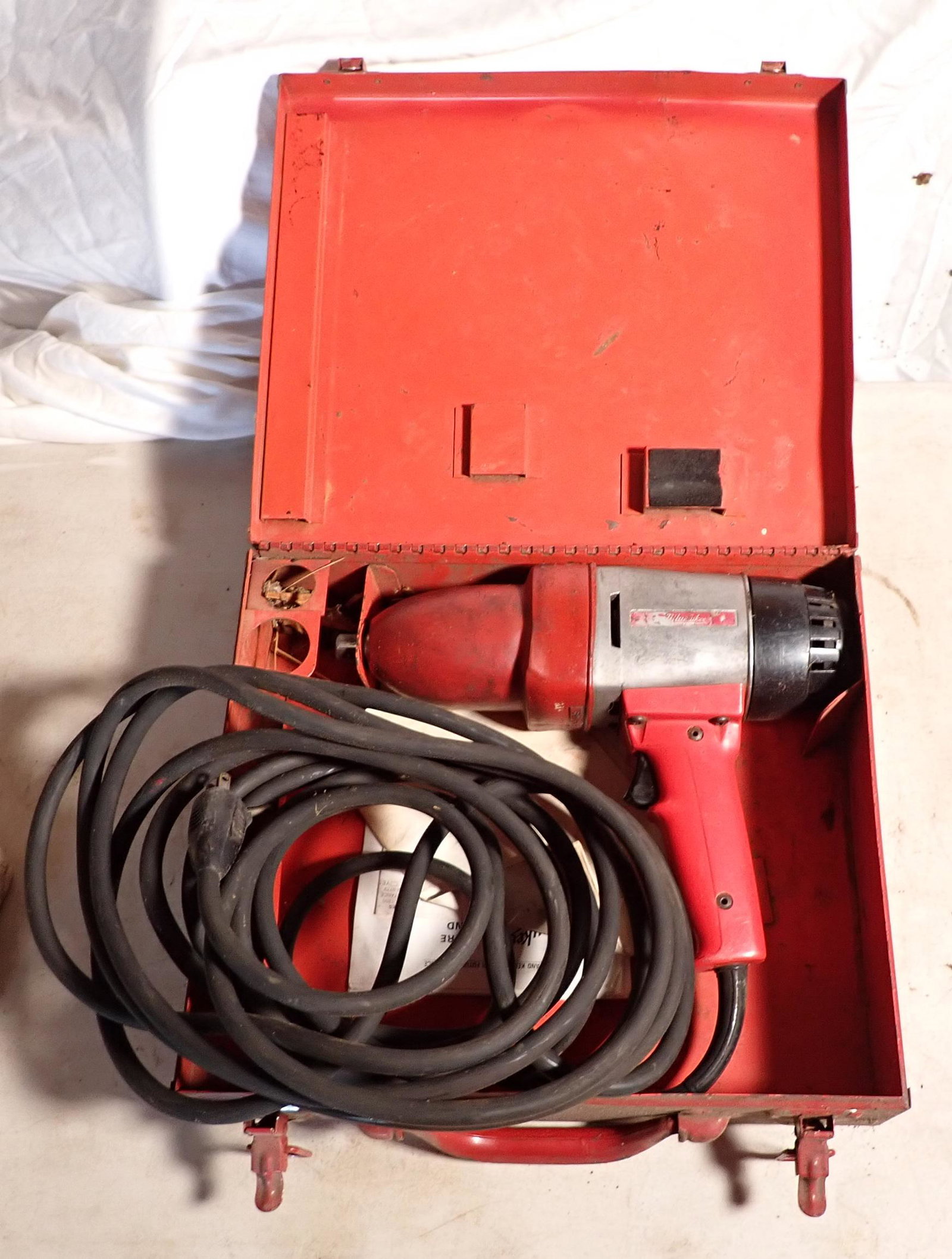 Milwaukee 1/2 inch Drive Electric Wrench (1 of 3)