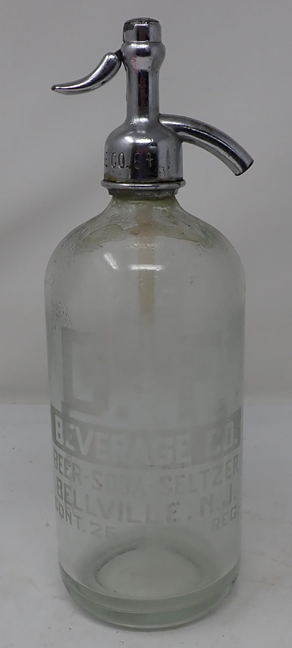 D&F Beverage BellevilleNJ Seltzer Bottle (1 of 3)