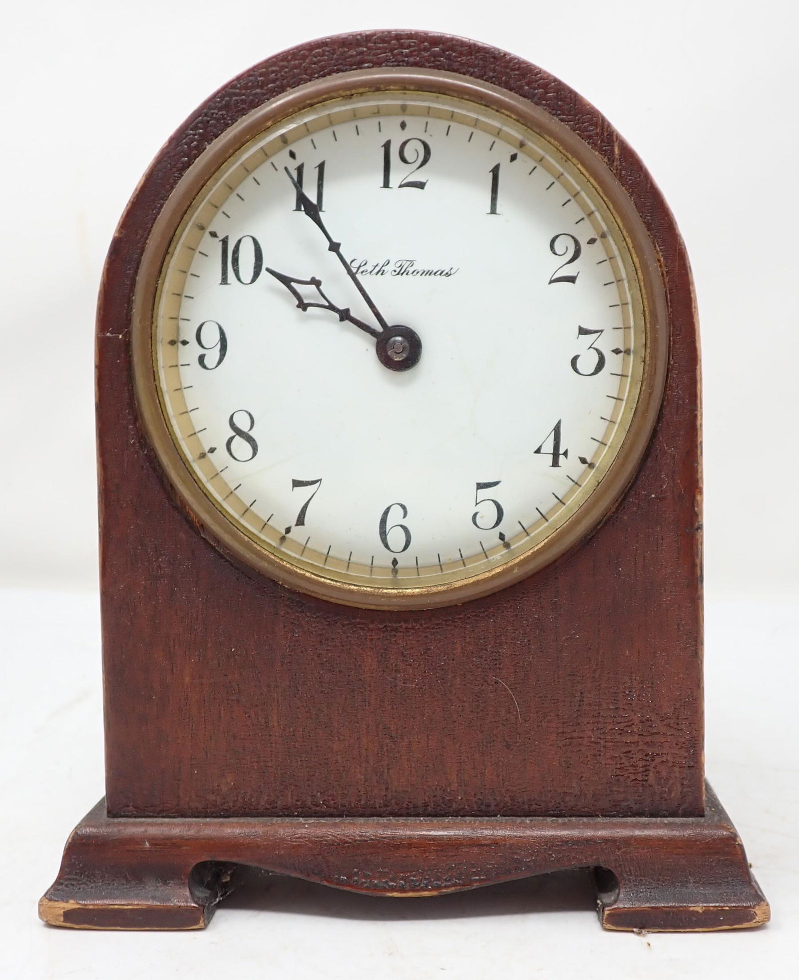 Seth Thomas Clock: Apprx 2 3/4" x 5 3/4" x 7" tall