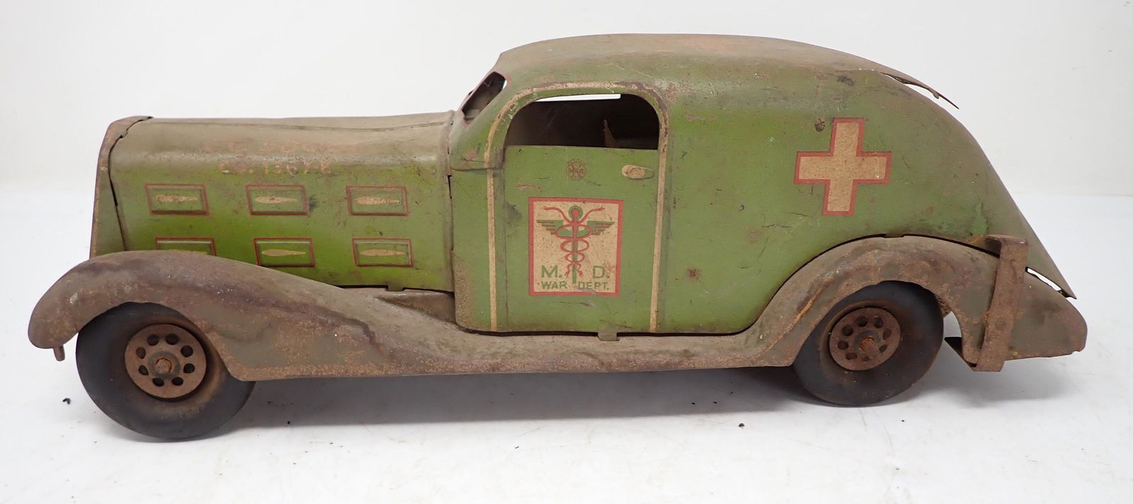 Marx War Dept Friction Ambulance Car (1 of 5)