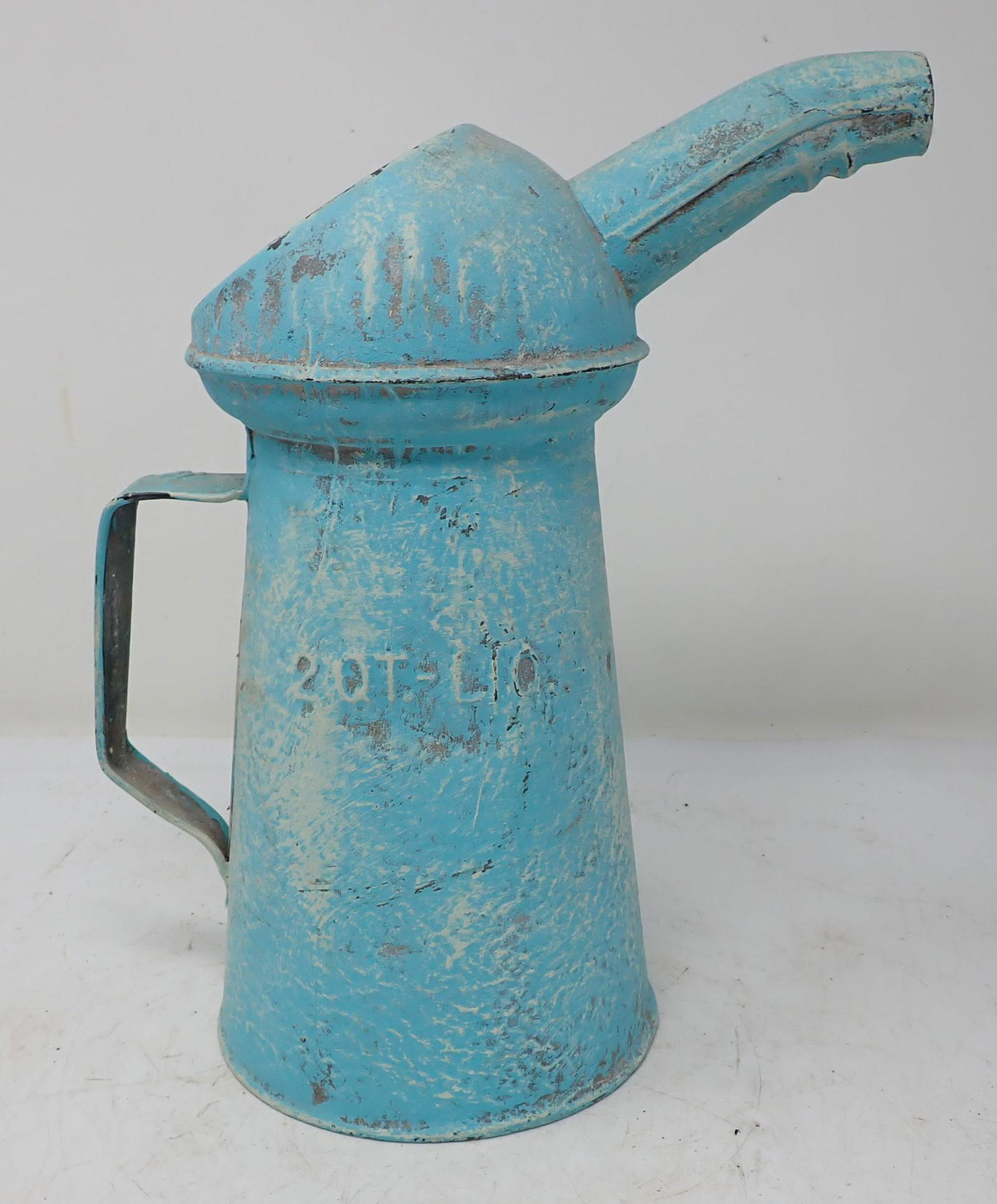 2 Quart Oil Can in Blue Paint (1 of 2)