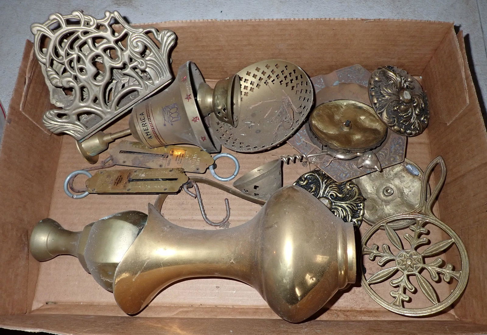 Misc Brassware (1 of 3)