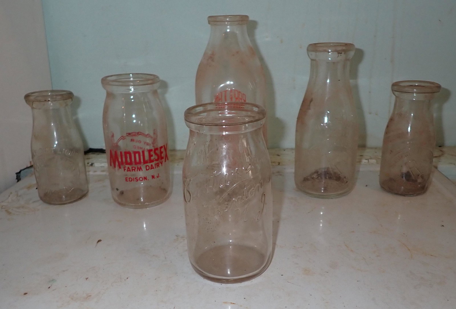 Raritan Valley Bush Middlesex Milk Bottles: Getting all pictured