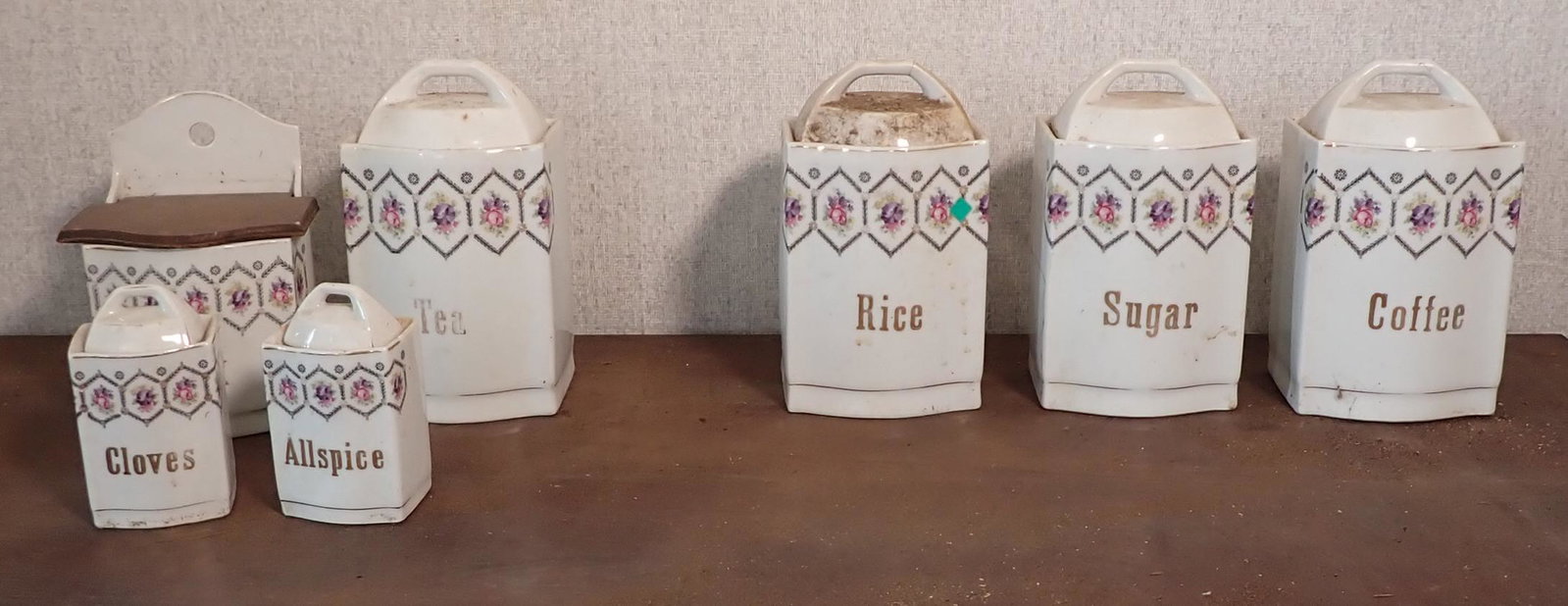 Canister Set: Getting all pictured. NO SHIPPING
