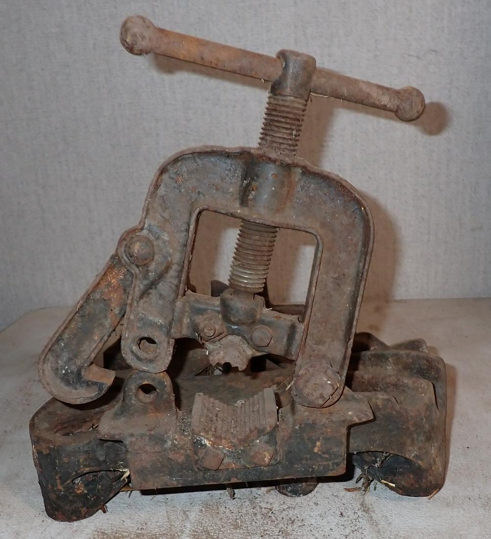 Rigid Pipe Vise (1 of 3)