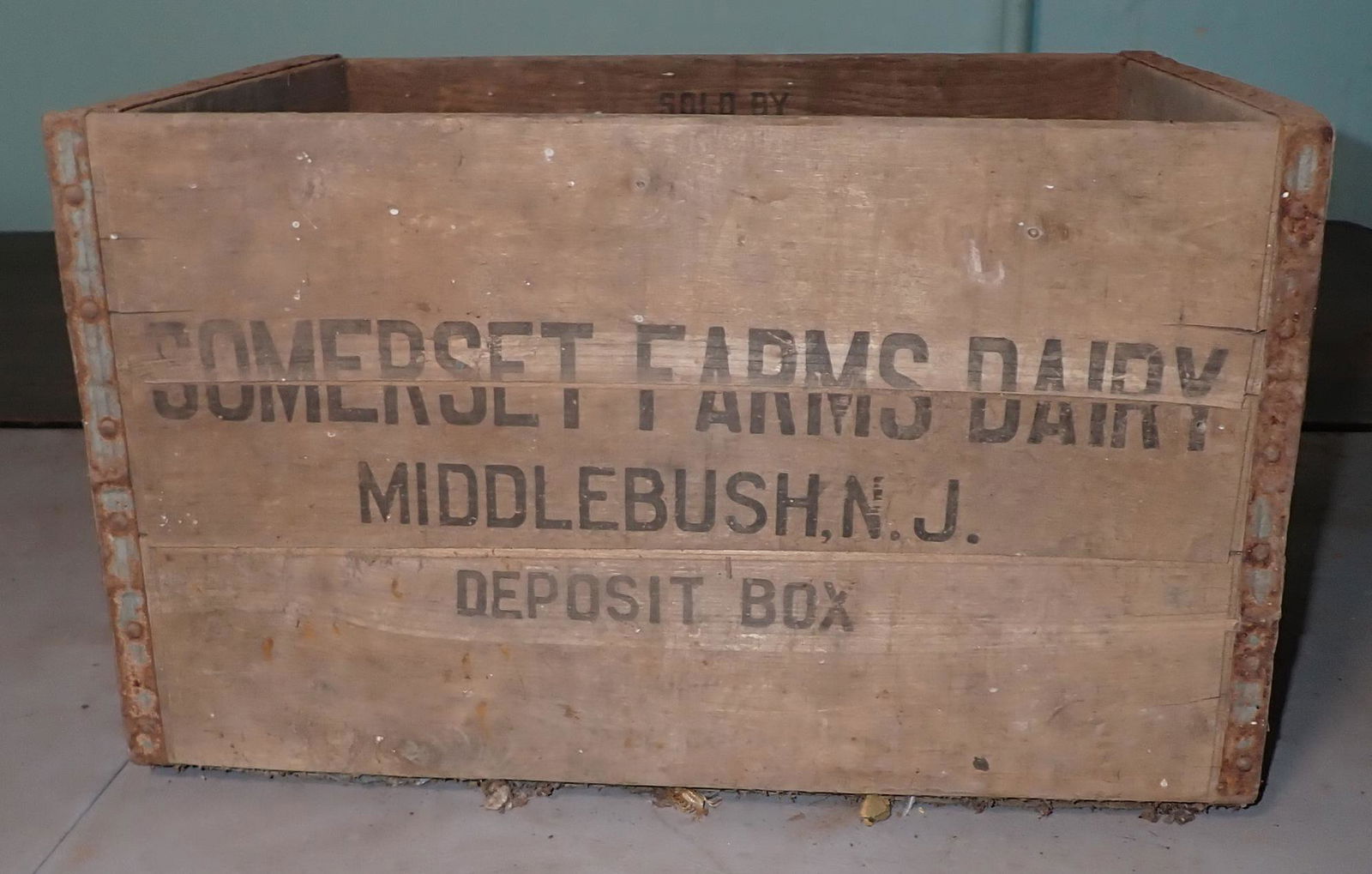 Somerset Farms Middlebush NJ Wood Crate (1 of 4)