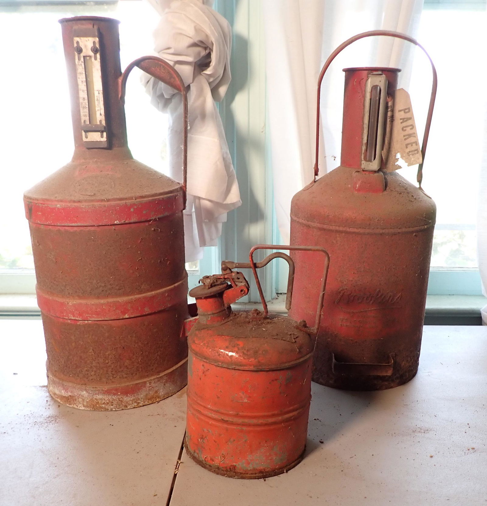 3 Vintage Fuel Cans incl Brookins (1 of 2)