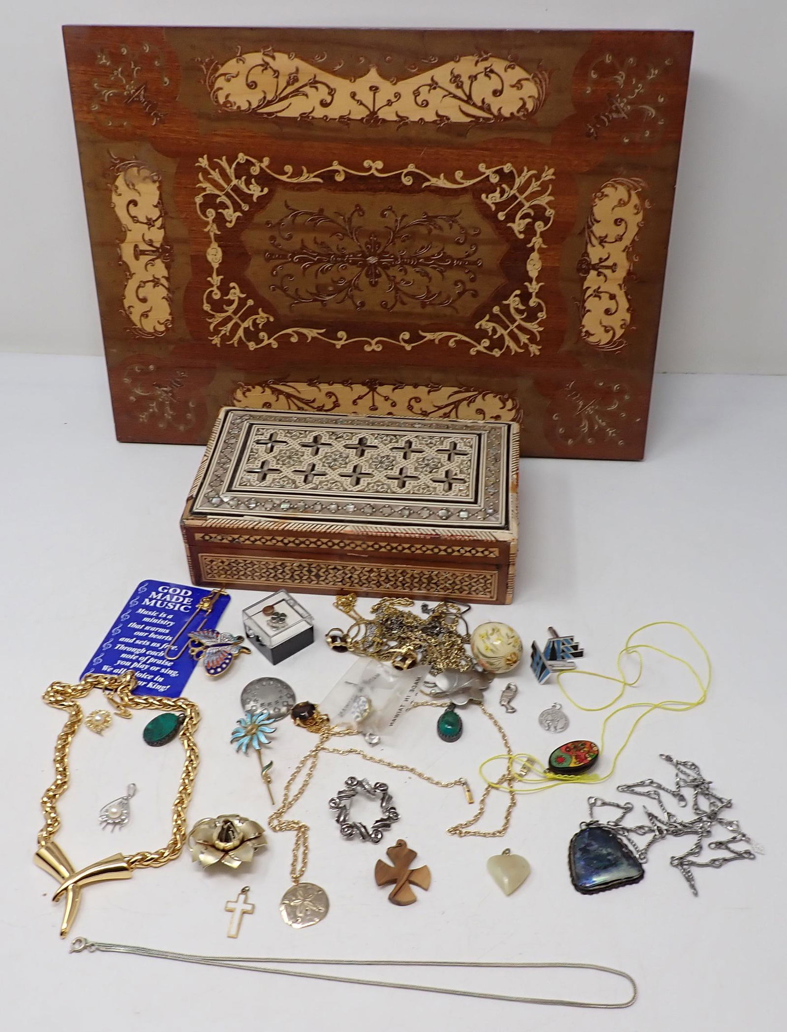 Misc Jewelry & Boxes (1 of 6)
