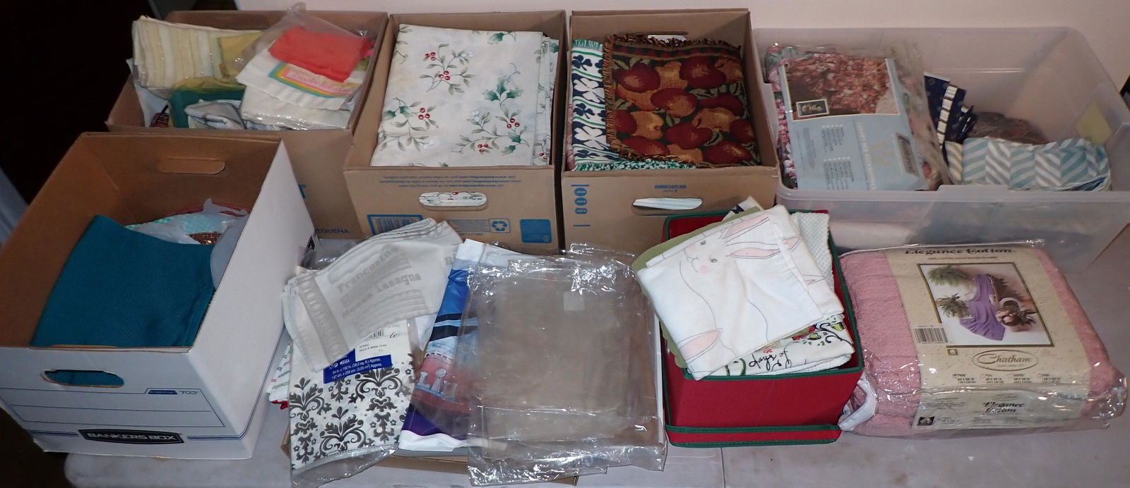 Dish Towels Placemats Sheets Tablecloths (1 of 3)