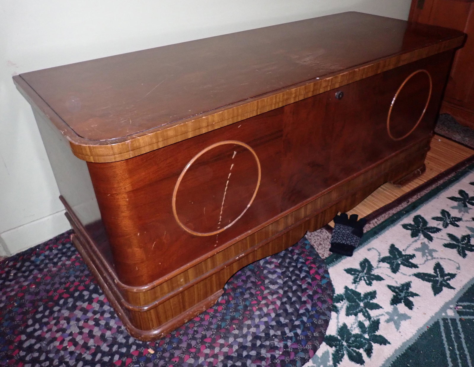 Caswell Runyan Cedar Chest & Contents: Cedar chest is appro 18 3/4" x 48" x 20" tall. Includes all items in it. Pick up before noon. Must take all and no shipping !