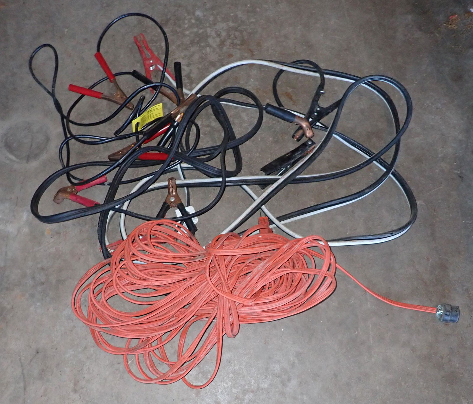 Jumper Cables & Extension Cord (1 of 1)
