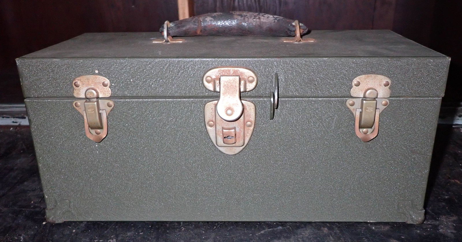 Vintage Kennedy Kits Tool Box (1 of 3)