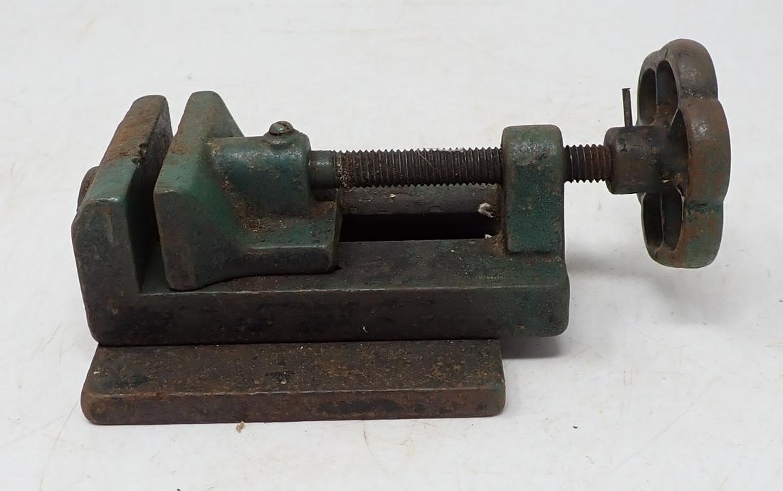 Antique Machinist Vice (1 of 3)