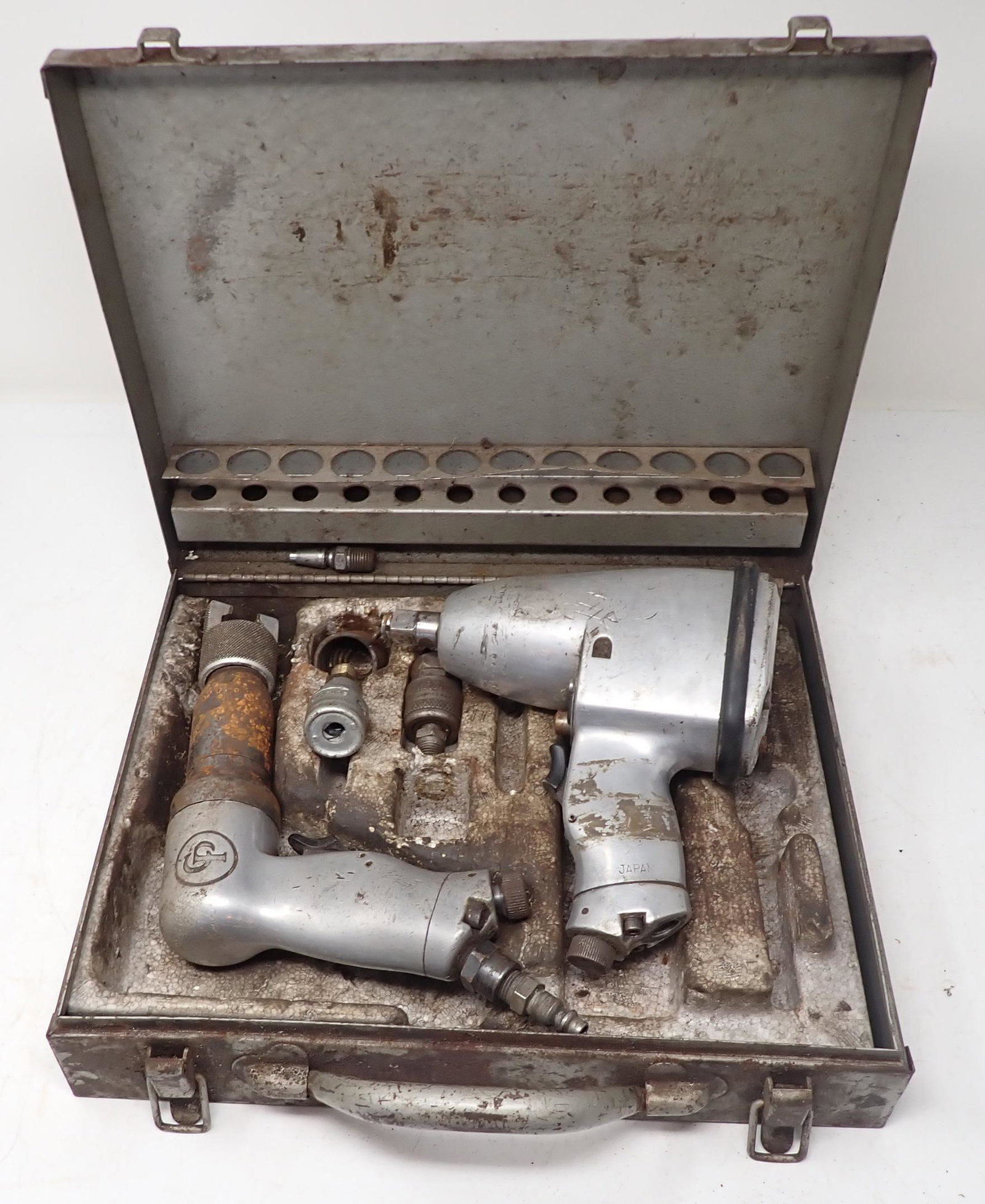 Air Wrench Chipping Gun: Pneumatic Tools