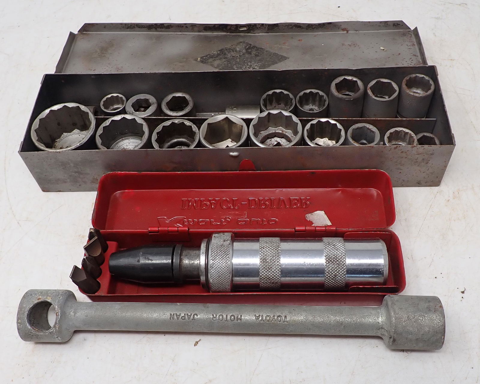 Sockets Incl Impact Driver & Toyota Motor (1 of 2)