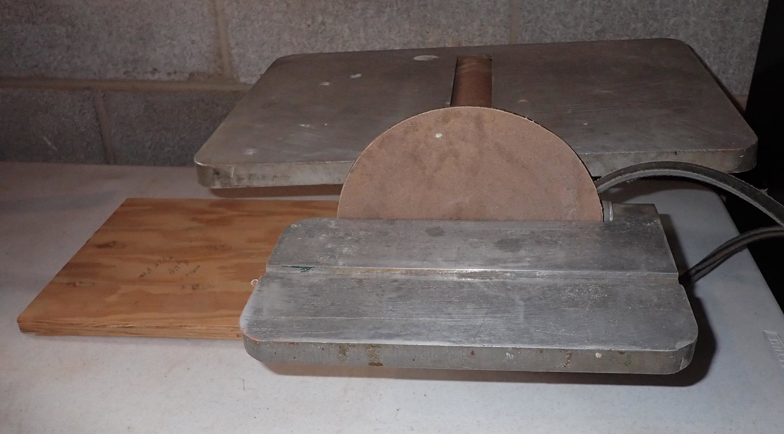 Table & Disc Sander: Table is 12" x 18". No Motor.NO SHIPPING!