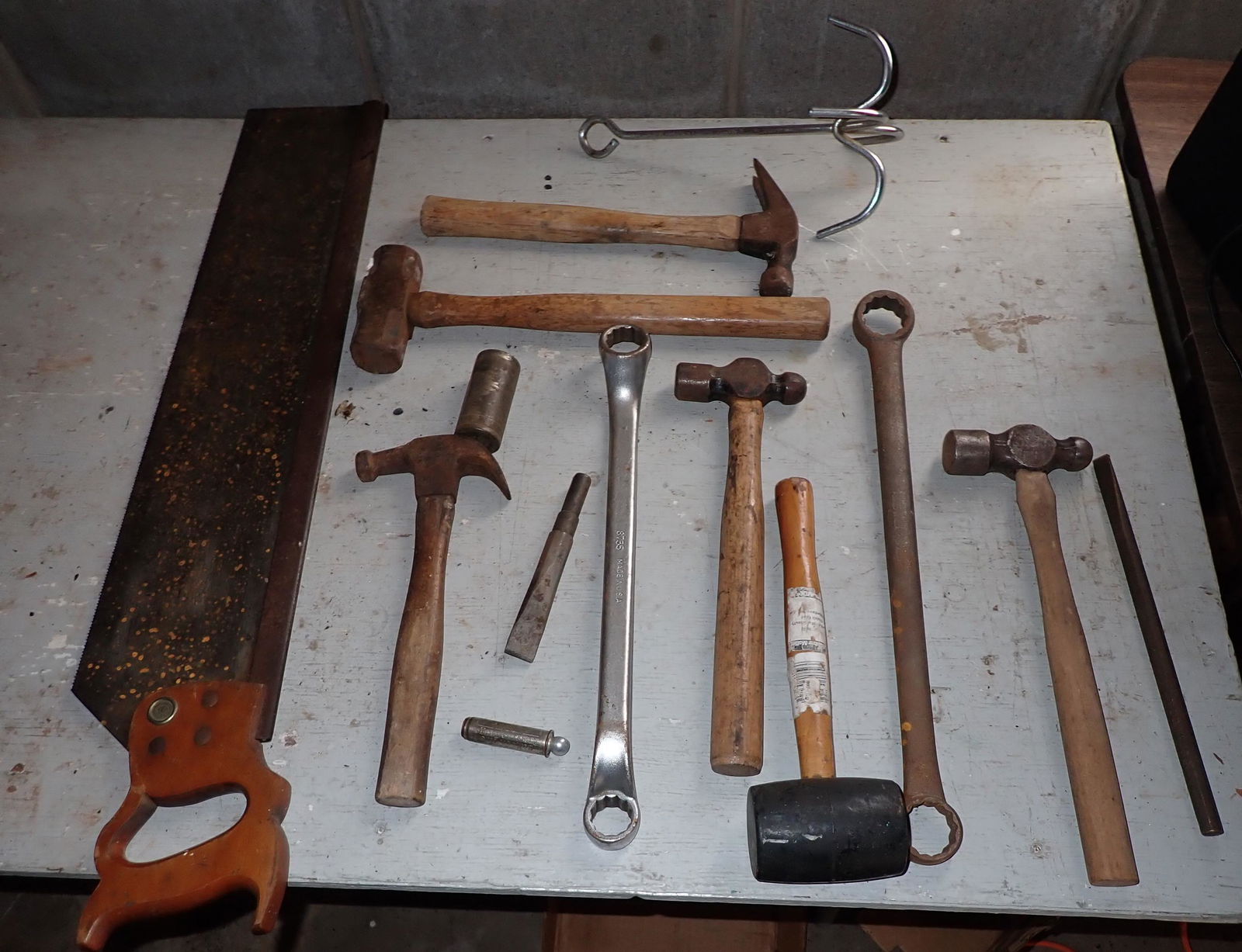 Schrader Balloon Tire Gauge Williams Wrench Hammers (1 of 4)