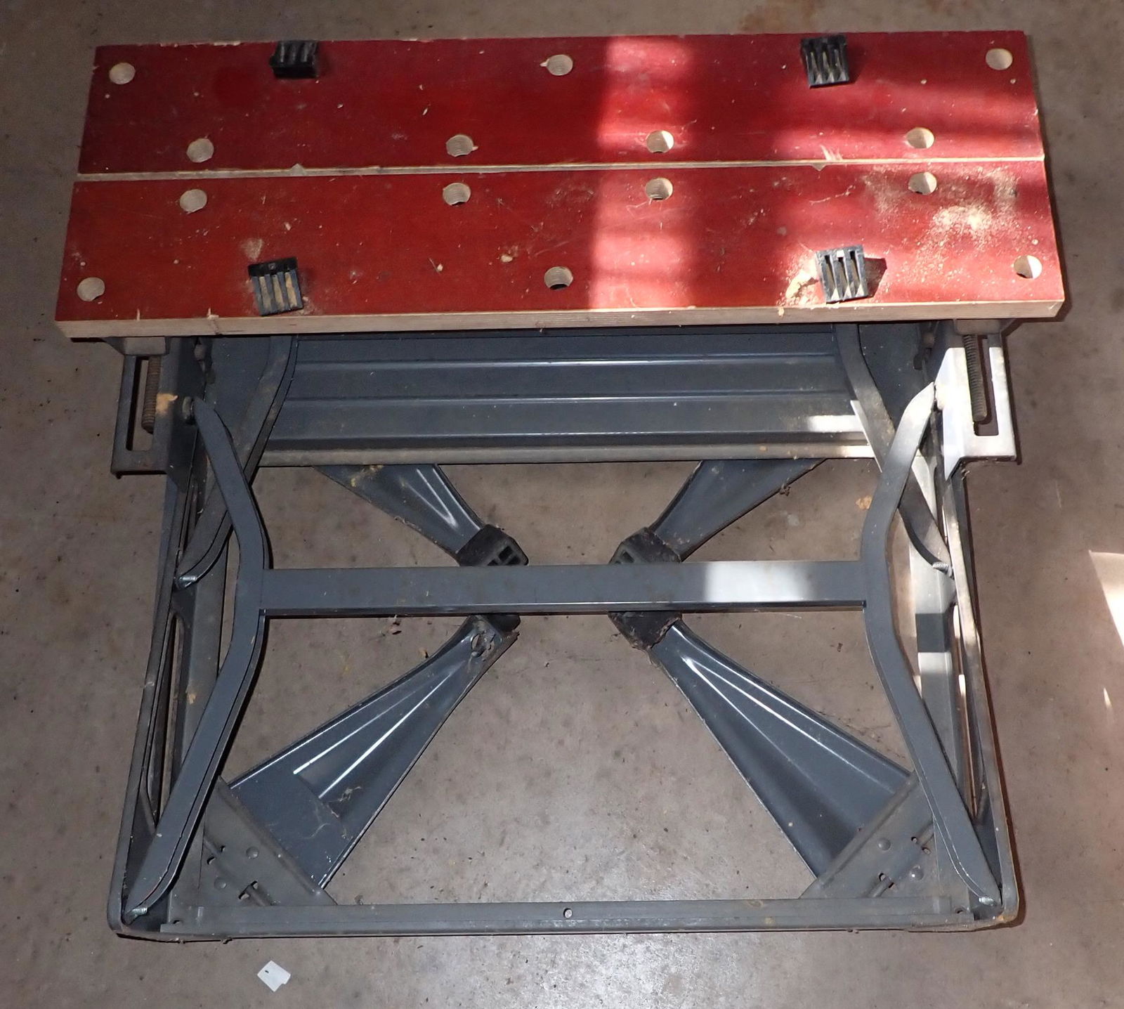 Folding Work Table (1 of 1)