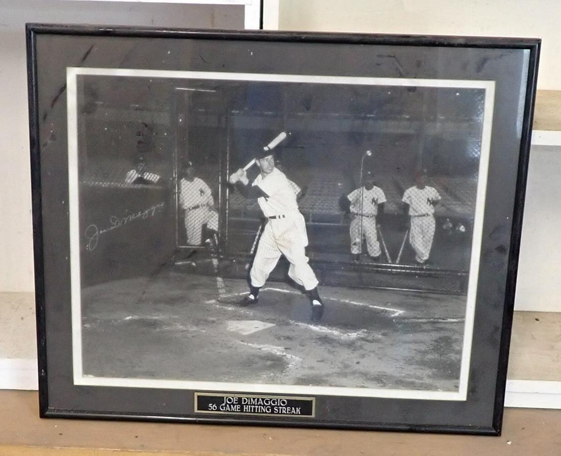 Joe Dimaggio Photo Score Board Authenticity (1 of 4)