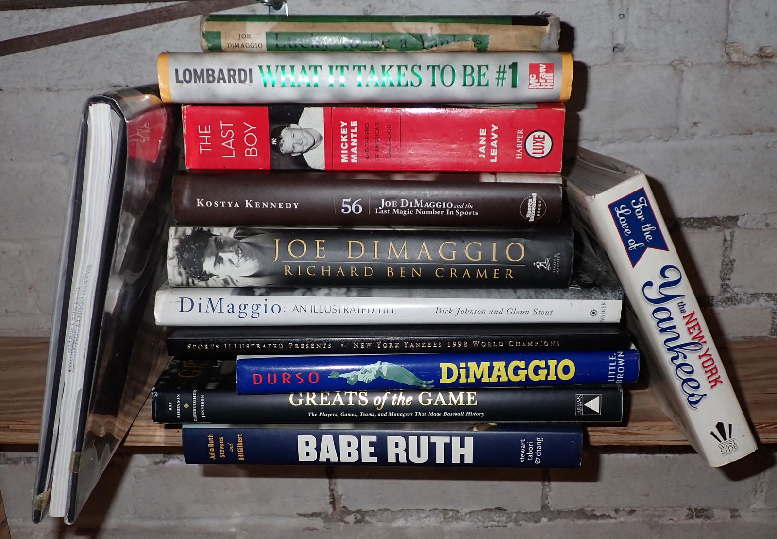 Baseball Books Dimaggio Babe Ruth Mantle Lombardi: Getting all pictured