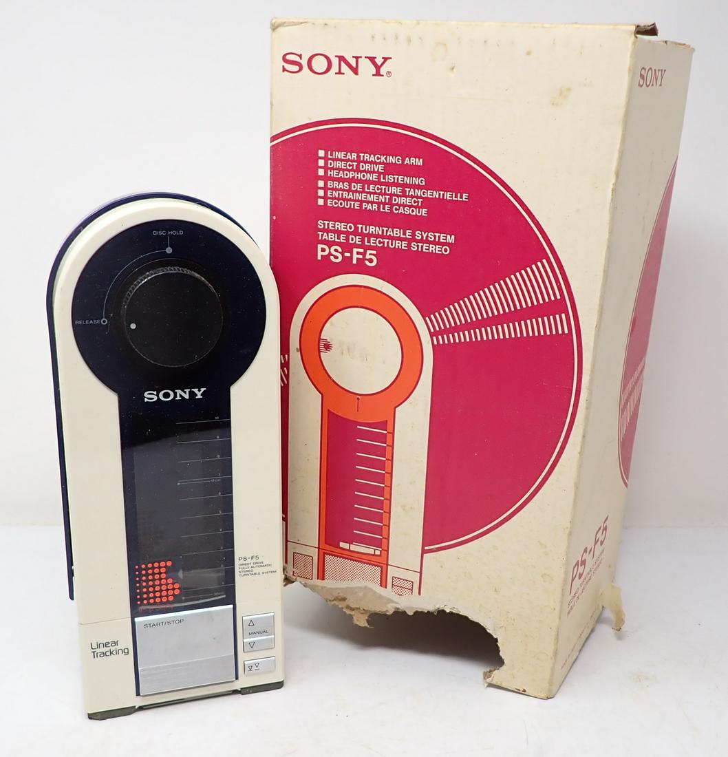 Sony PS-F5 Stereo Turntable System (1 of 9)