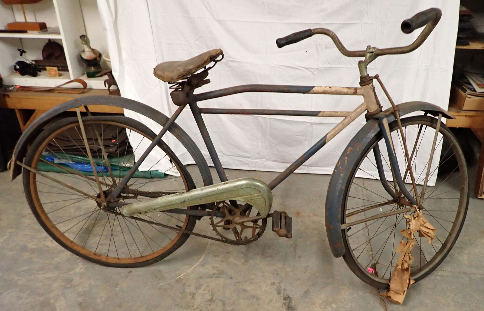 Antique Elgin Bicycle (1 of 8)