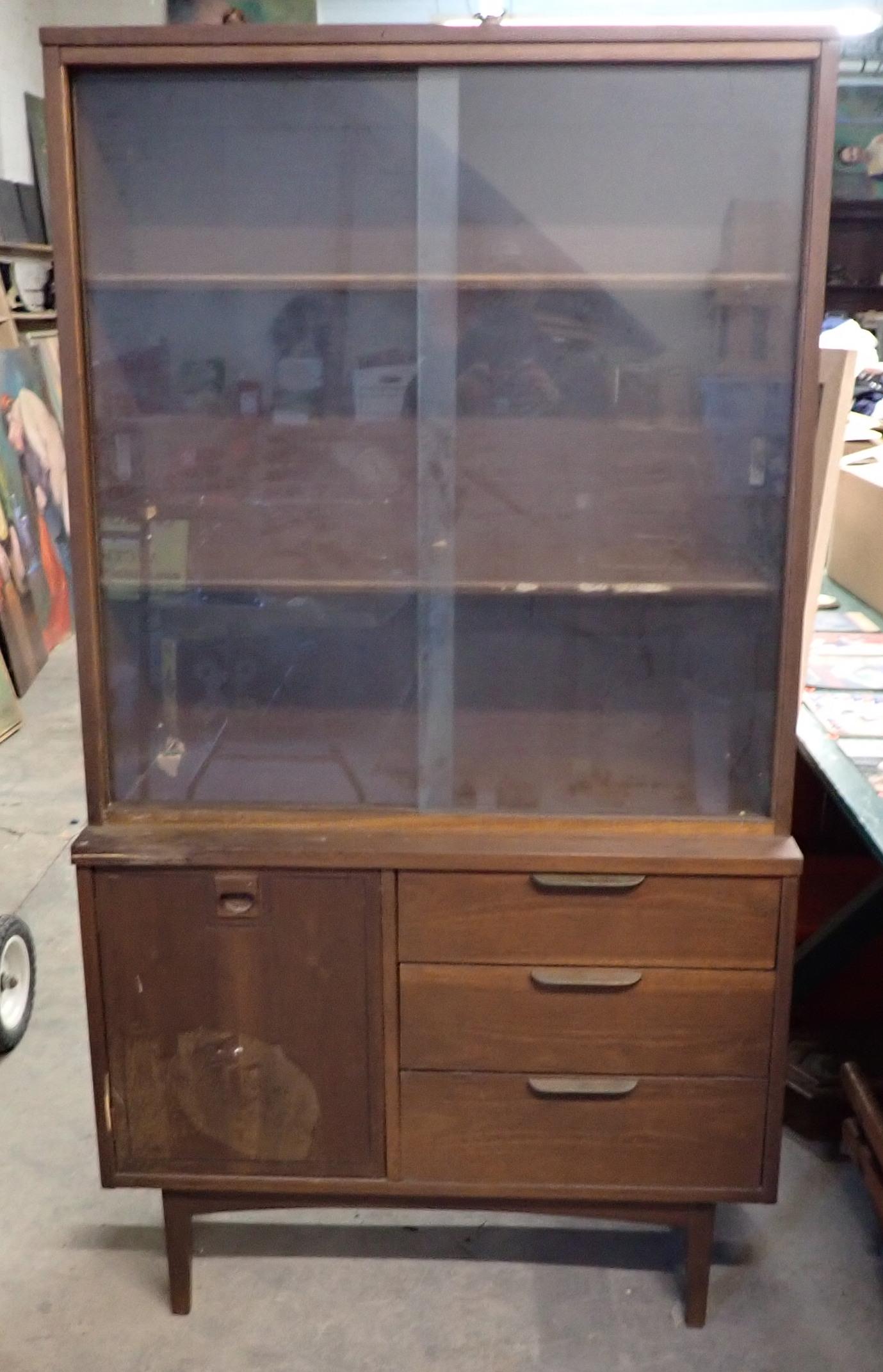 Stanley Furniture Mid Century Dining Room Set (1 of 15)