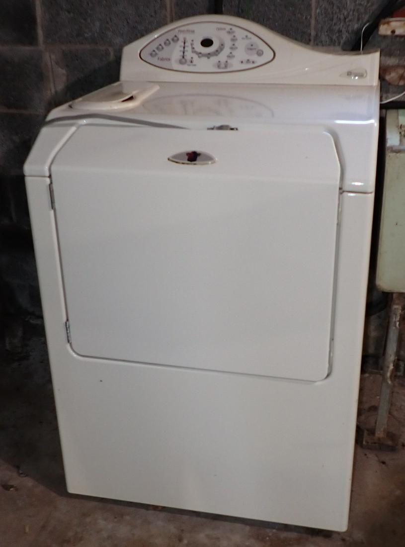 Maytag Neptune Washer (1 of 5)