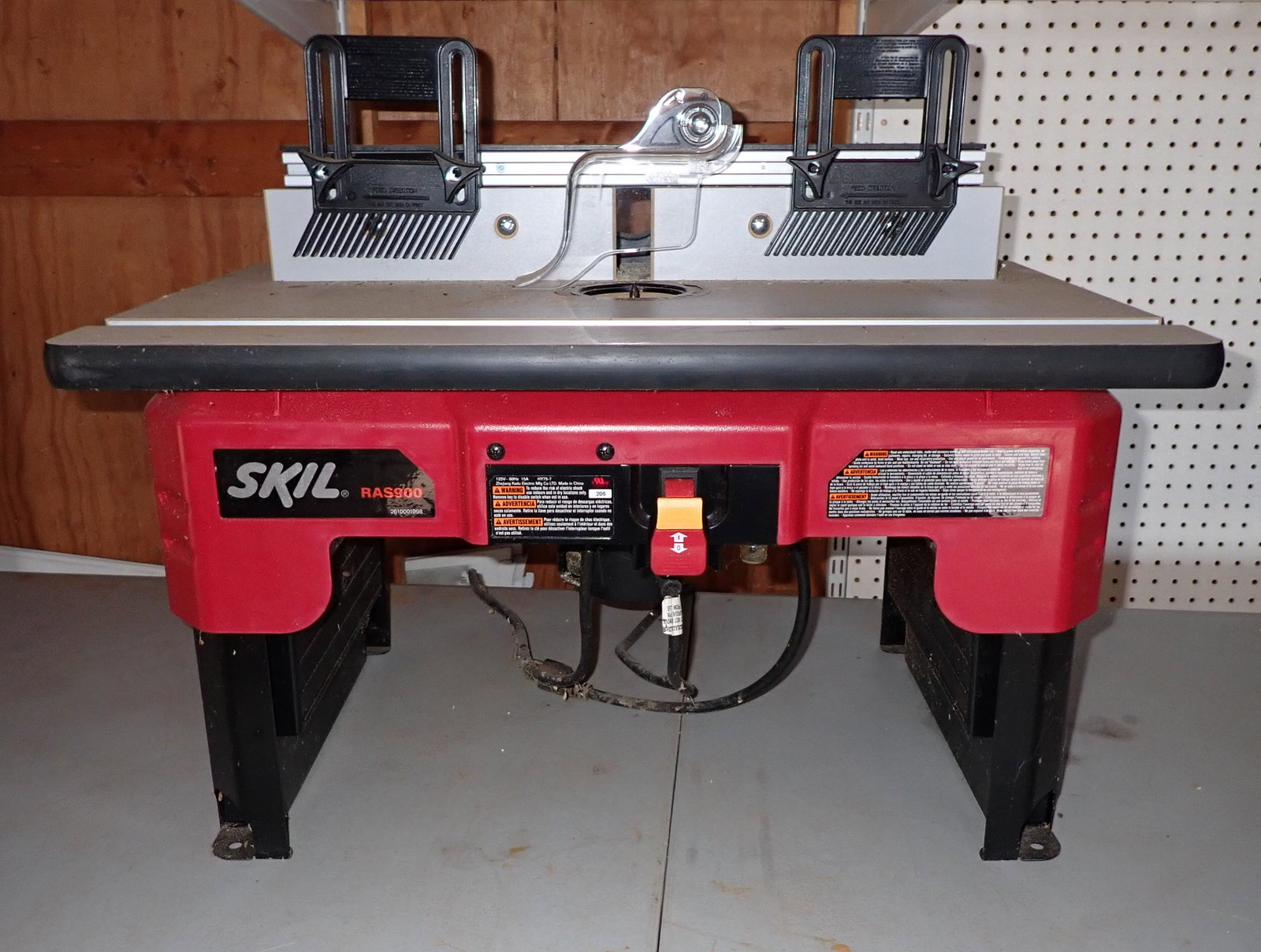 Skil RAS900 Router (1 of 6)