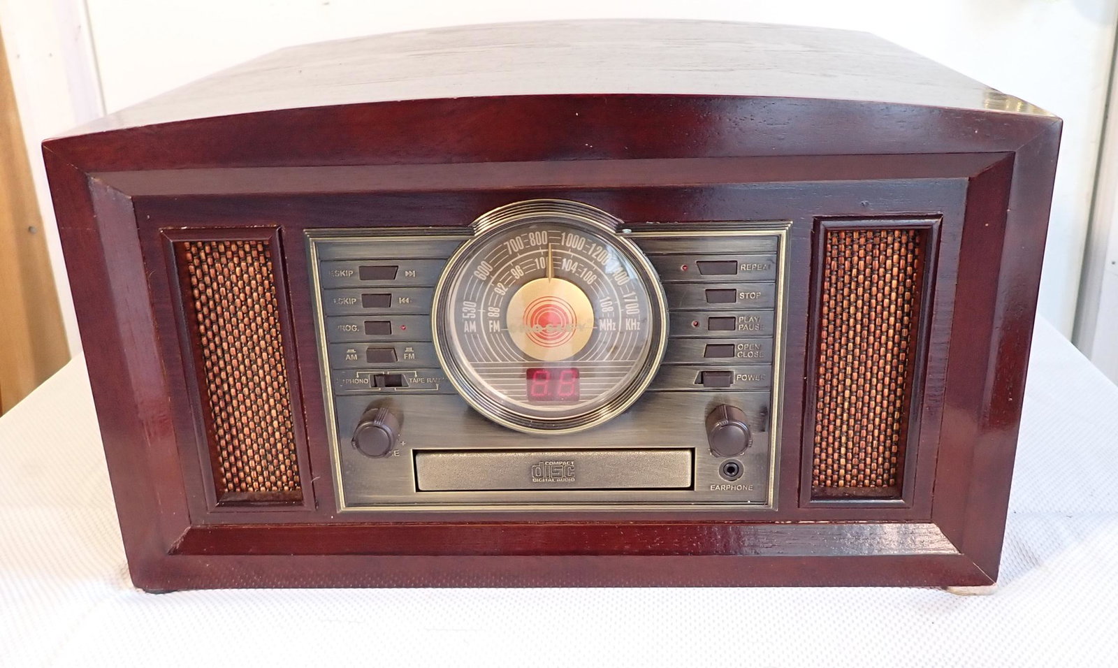 Crosley Stereo System (1 of 5)