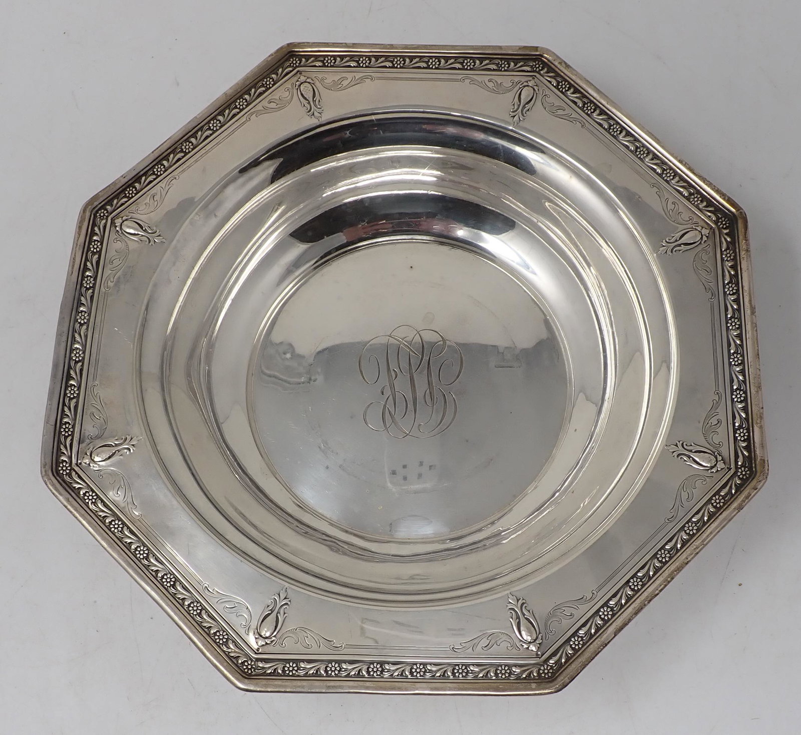 Sterling Silver Serving Bowl (1 of 4)