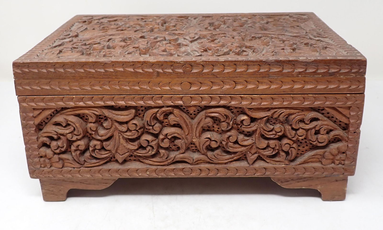Heavily Carved Trinket / Jewelry Box (1 of 7)