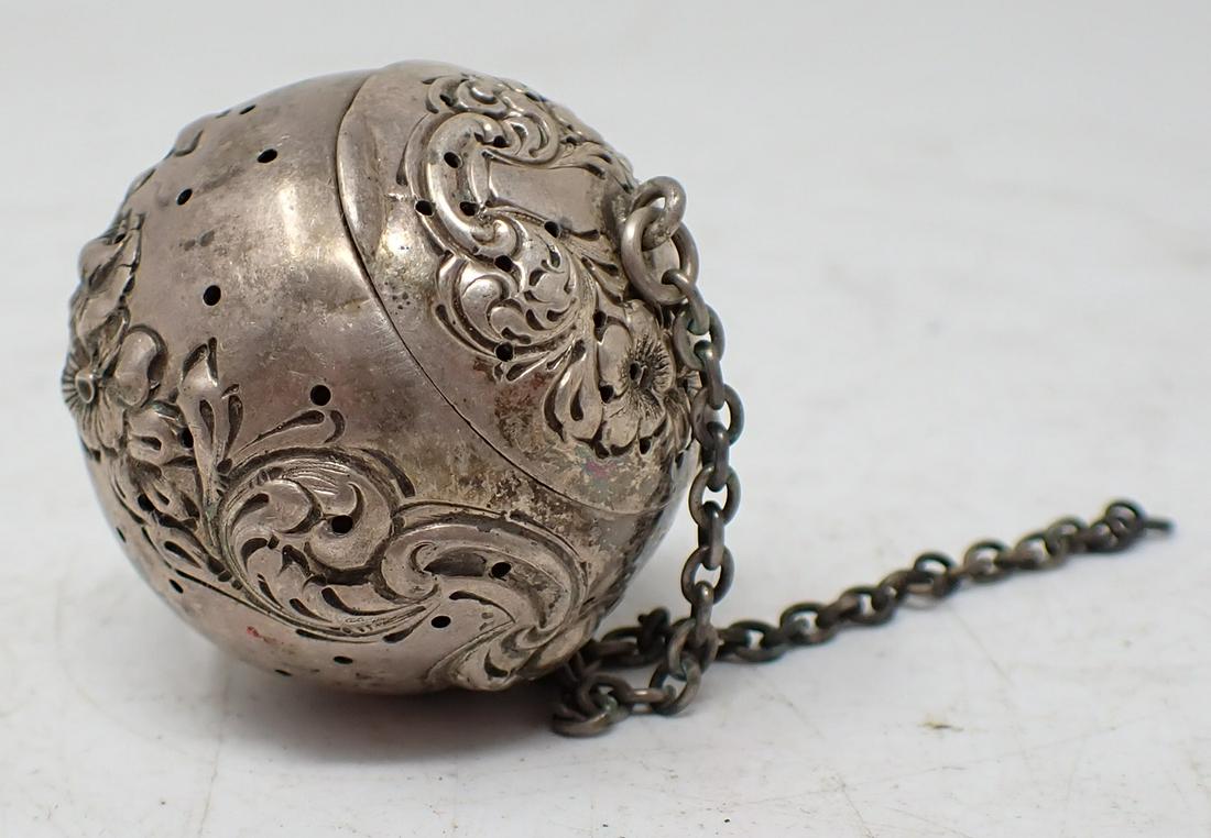 Sterling Silver Tea Ball Strainer (1 of 4)