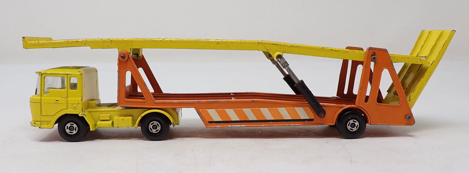 Matchbox Super Kings Transporter (1 of 2)
