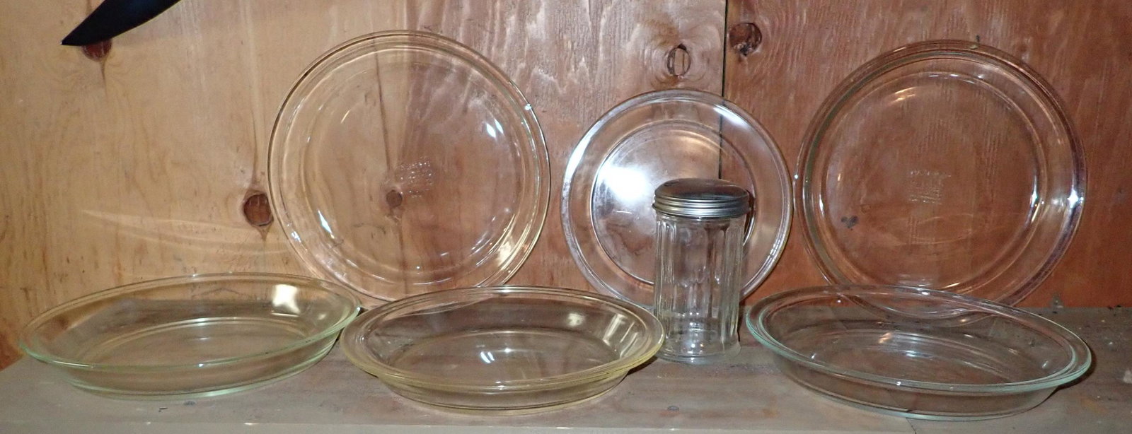 Pyrex Fry Oven Glass Pie Plates Sugar Container (1 of 2)