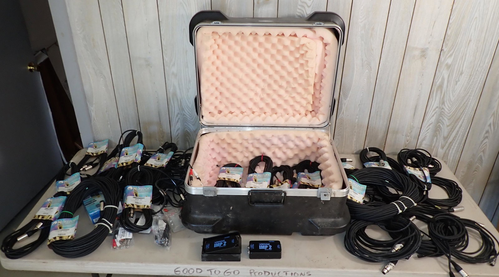 Microphone Cords & SKB Case (1 of 9)