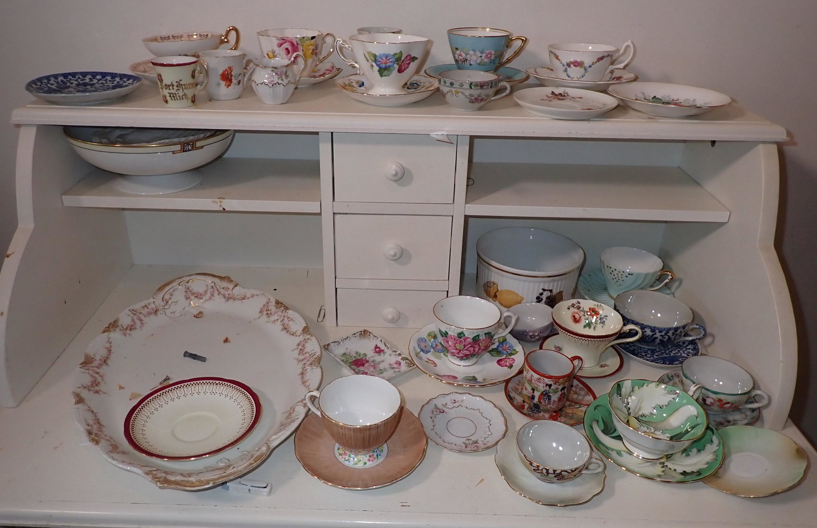 Cups Saucers Misc Porcelain & China (1 of 6)