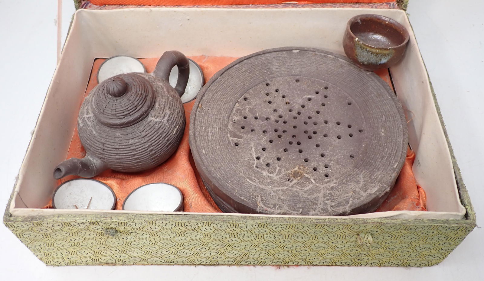 Chinese Pottery Tea Set (1 of 4)